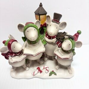 Holiday Mouse Choir Figurine /‎ Mice Family Christmas Carollers Figurine